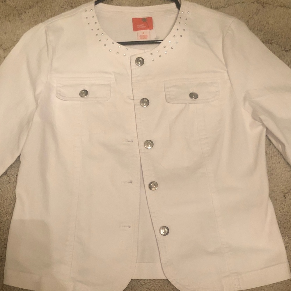 White Stud-Neck Jean Jacket